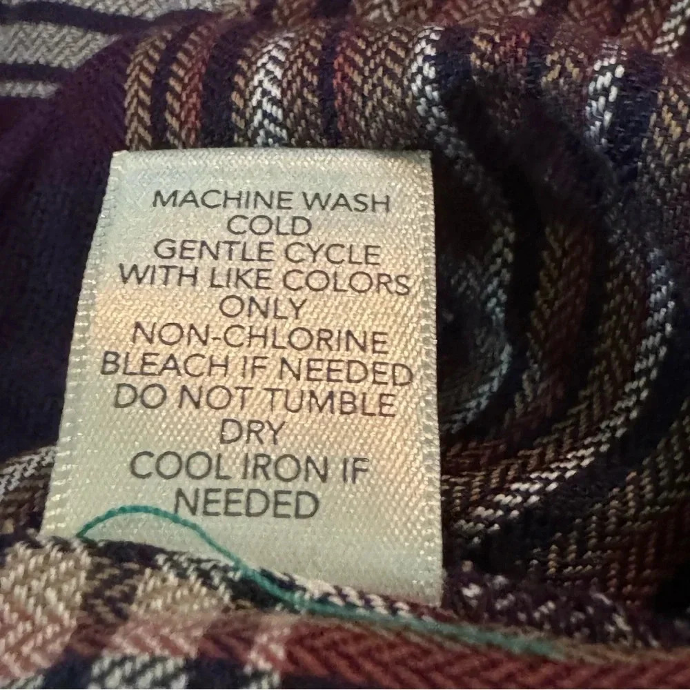 CJ Banks 1X Shirt Top Purple Plaid Button Up Long Sleeve Collared Lightweight - Picture 7 of 7